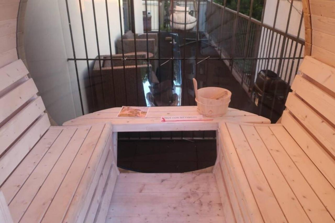 Nyc Skyline Views, Sauna & Rooftop - Romantic Escape At "Brooklyn Bay Lofts" New York Buitenkant foto